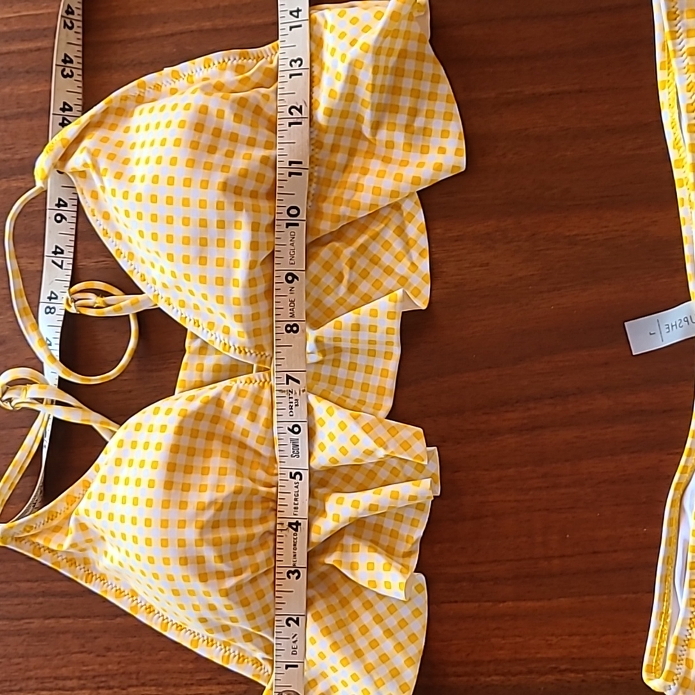 Cupshe Yellow Ruffle Bikini - Picture 11 of 11